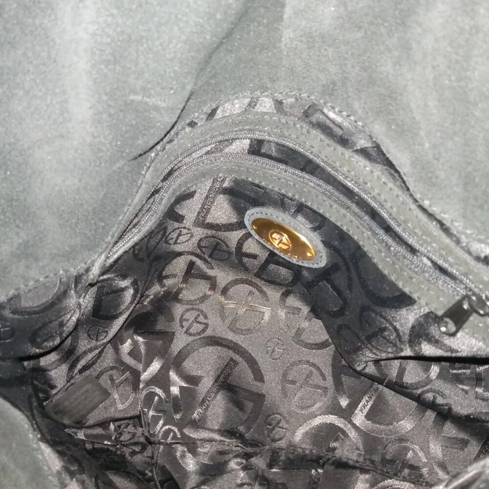 New Vintage Patent Leather Satchel with Gold Hardware - Picture 8 of 11